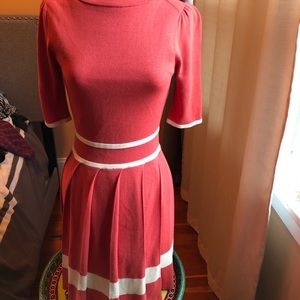 Vintage sweater dress in coral & white size M